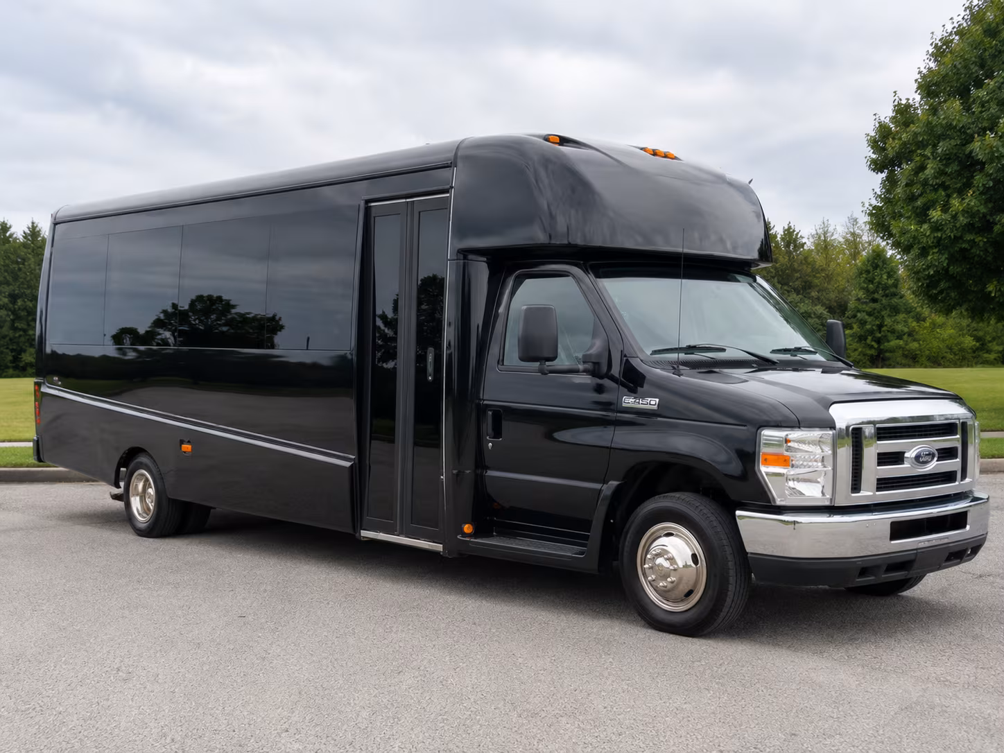 bus rentals for troy student trips to the henry ford museum