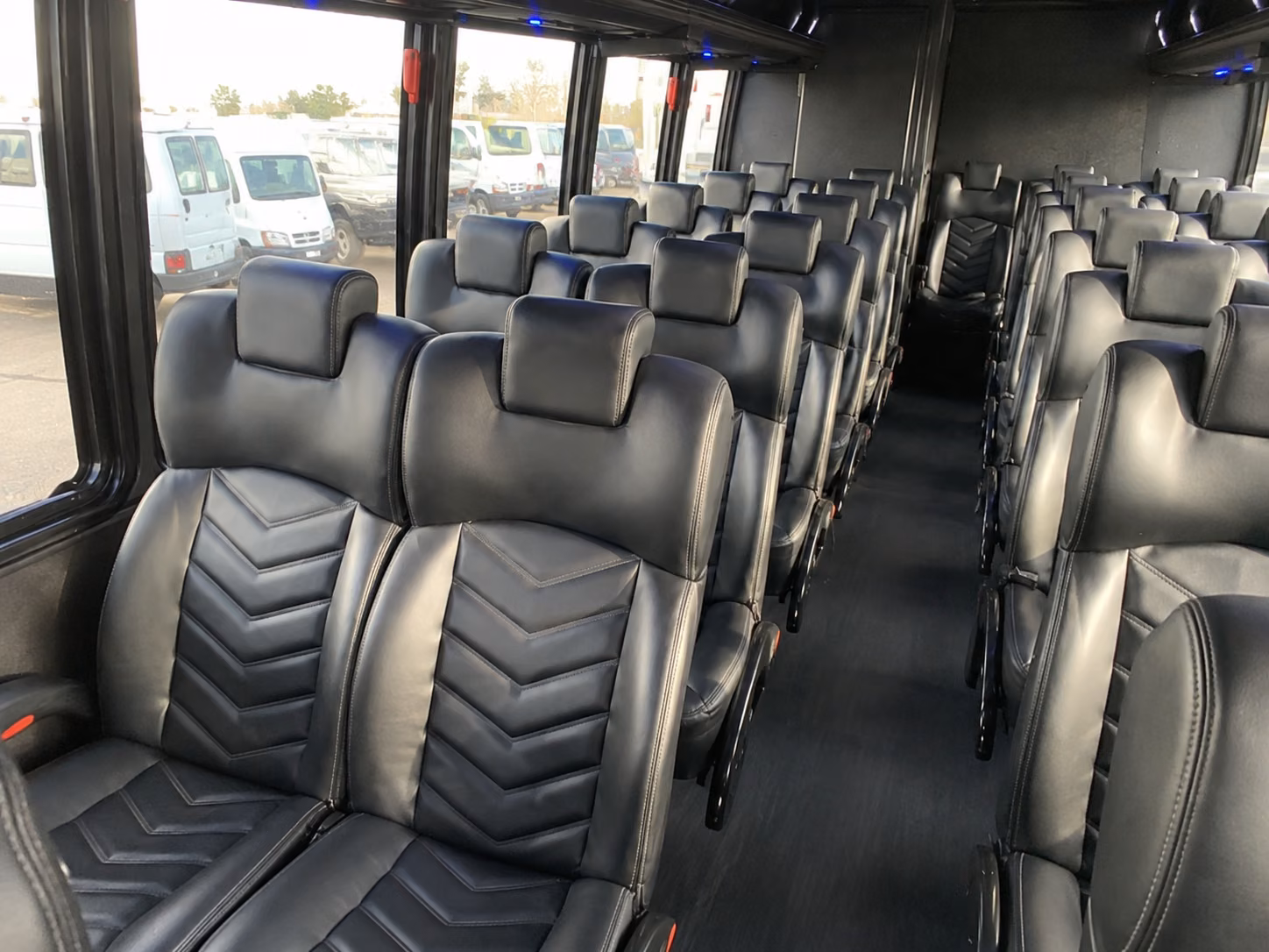 charter buses to detroit tigers games at comerica park