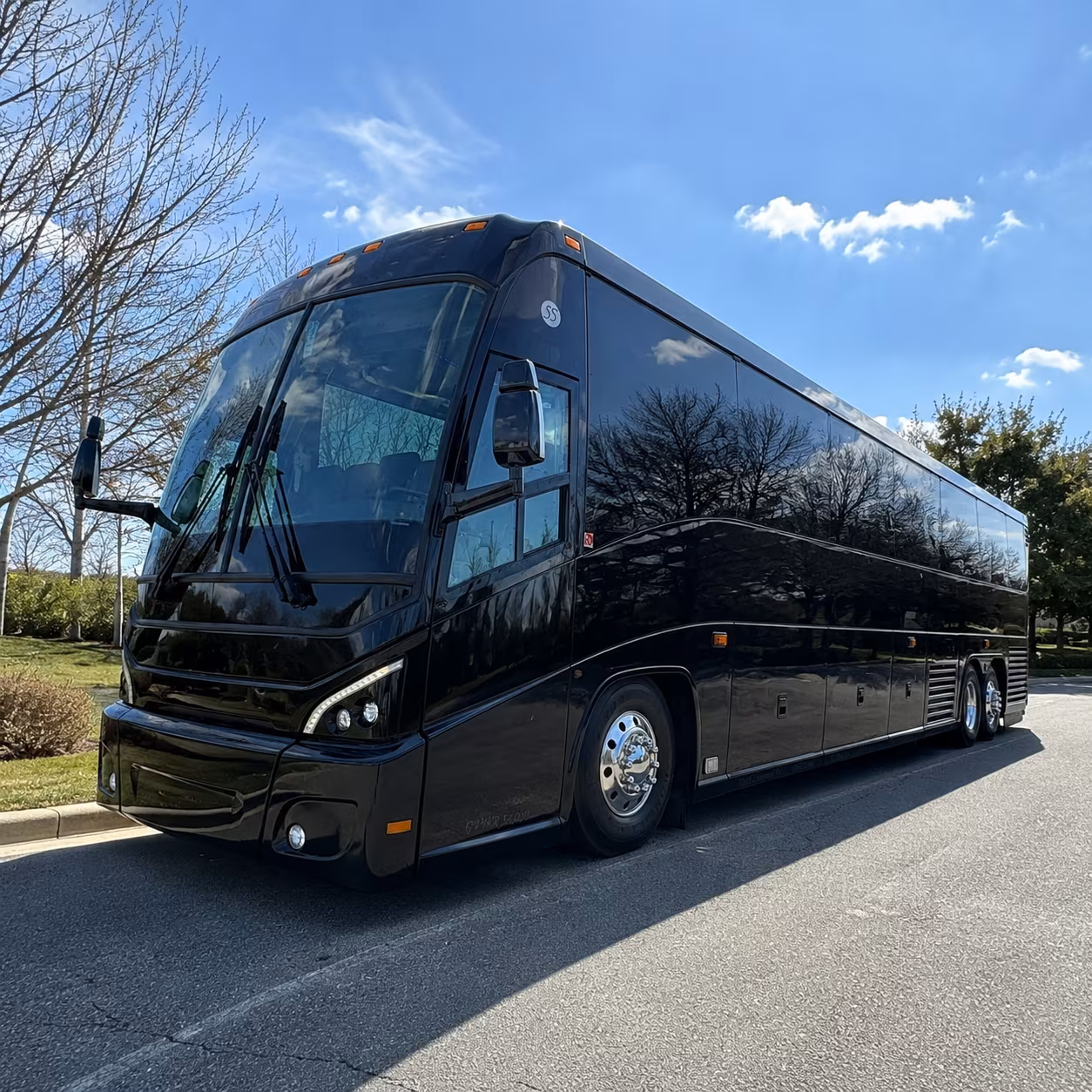 troy 56 passenger charter bus