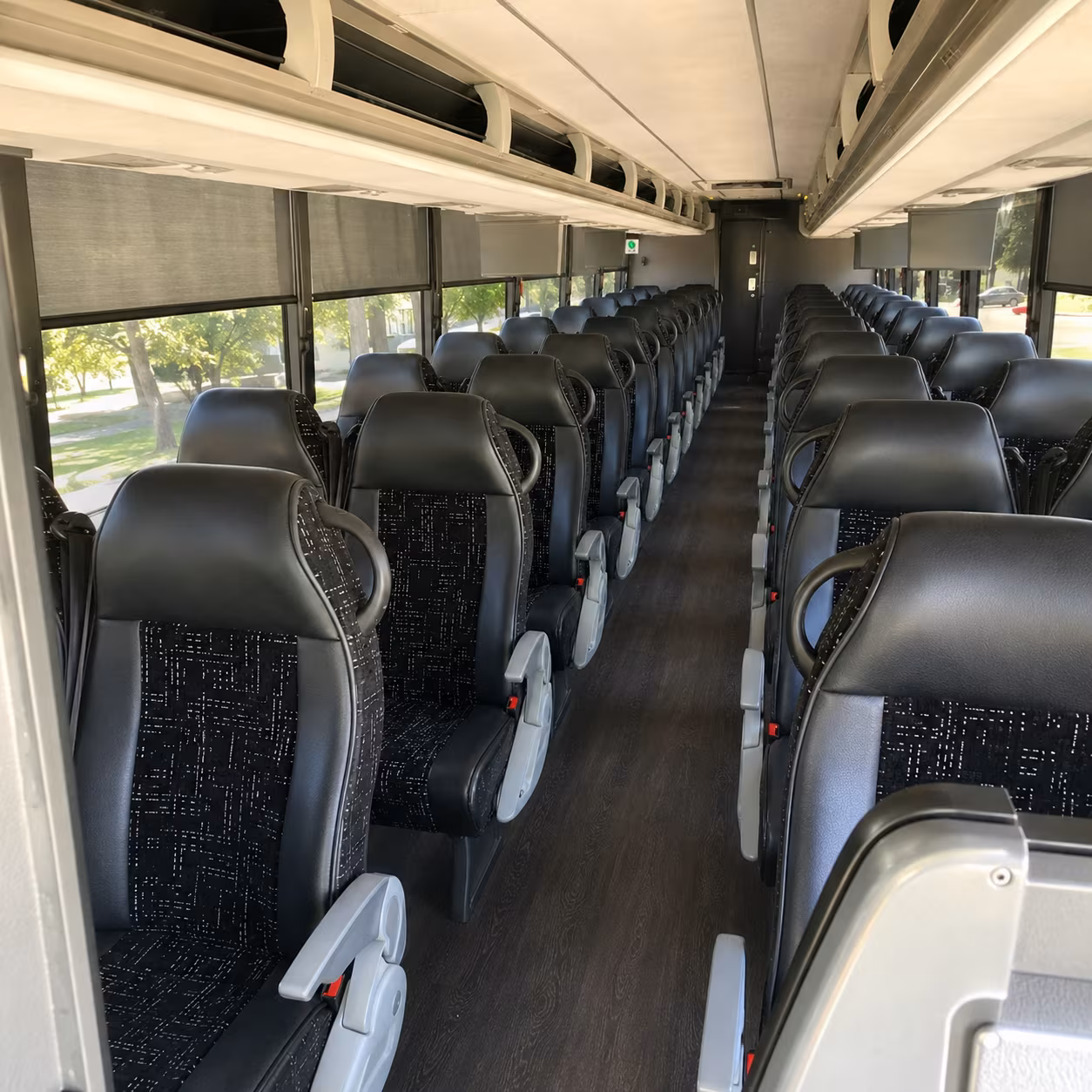 troy michigan bus rentals for youth group trips and events
